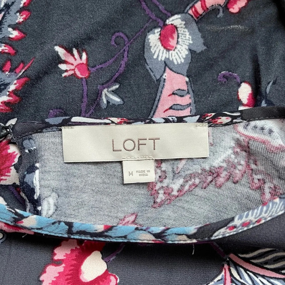 LOFT Gray & Multicolor Floral Paisley Print Ruffle Hem Blouse Medium Women’s - Picture 10 of 12